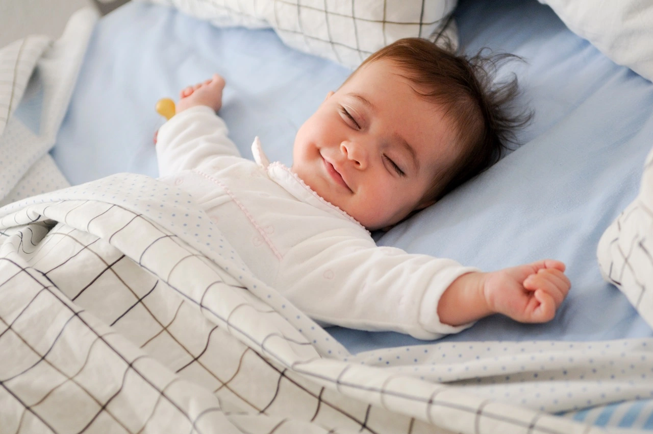 Jak ubrać dziecko do snu?